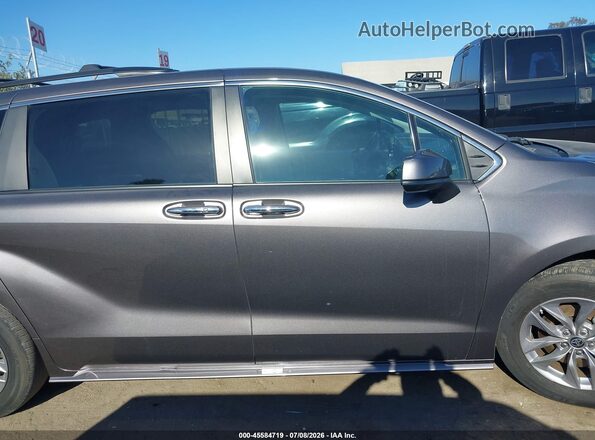 5TDYSKFC8RS124909 2024 TOYOTA SIENNA Gray უკანა სალონის ხედი