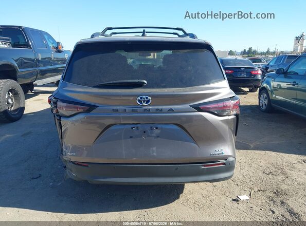 5TDYSKFC8RS124909 2024 TOYOTA SIENNA Gray 