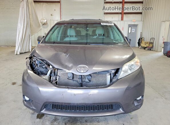 5TDYZ3DC0HS893407 2017 TOYOTA SIENNA Gray Вид спереду