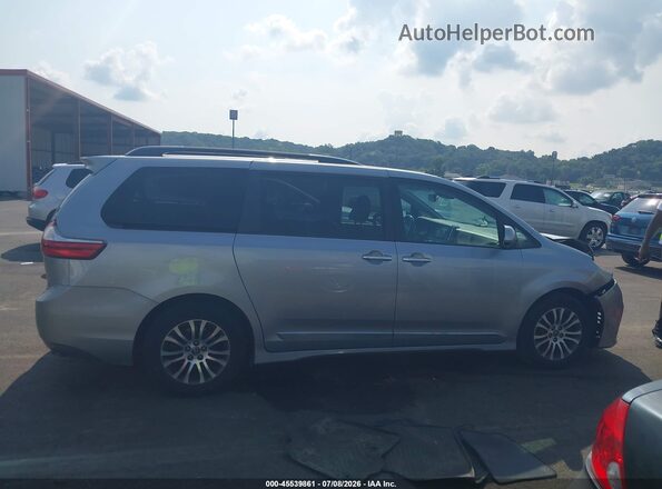 5TDYZ3DC0JS929781 2018 TOYOTA SIENNA White Вид задньої частини салону