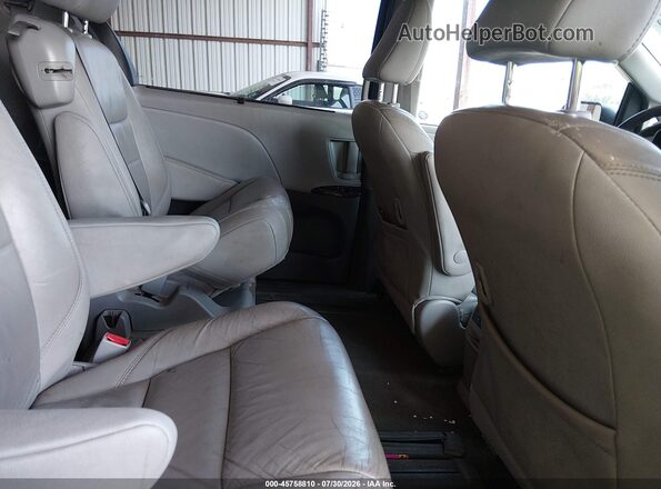 5TDYZ3DC0JS933541 2018 TOYOTA SIENNA Pewter Вид наклейки з VIN-кодом