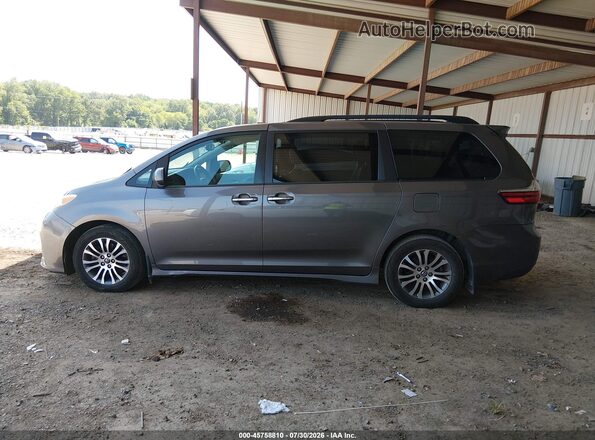 5TDYZ3DC0JS933541 2018 TOYOTA SIENNA Pewter 
