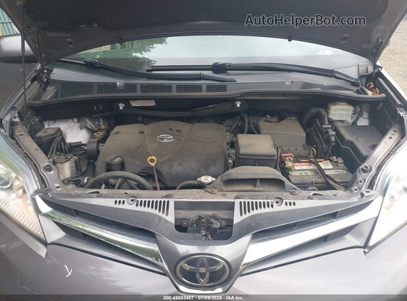 5TDYZ3DC0JS949223 2018 TOYOTA SIENNA Gray Widok z tyłu