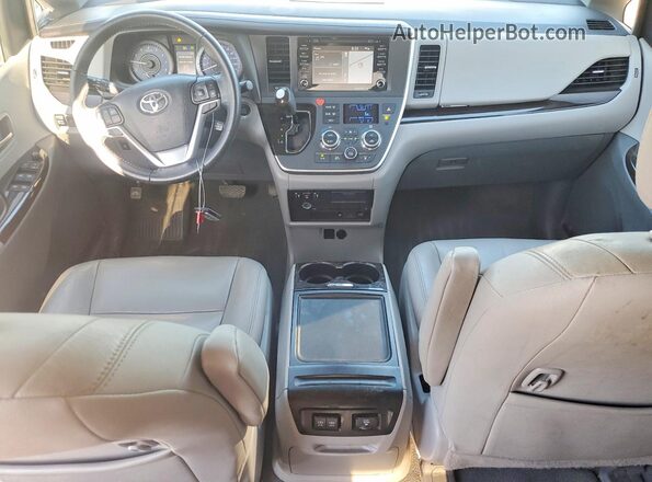 5TDYZ3DC0LS072641 2020 TOYOTA SIENNA Gray Dashboard view