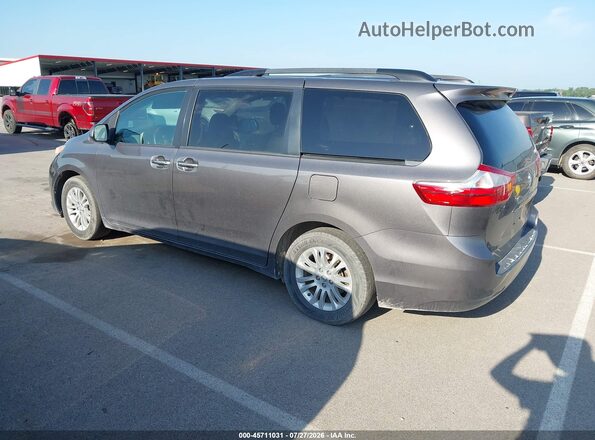 5TDYZ3DC1HS814133 2017 TOYOTA SIENNA Gray Tył lewy