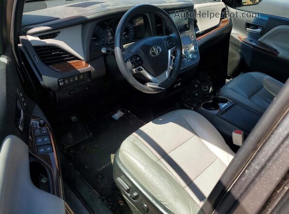 5TDYZ3DC2HS803514 2017 TOYOTA SIENNA Gray Widok deski rozdzielczej