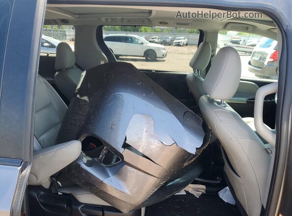 5TDYZ3DC2HS803514 2017 TOYOTA SIENNA Gray Widok tylnych siedzeń