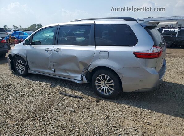 5TDYZ3DC2JS910813 2018 TOYOTA SIENNA Silver Trasero izquierdo