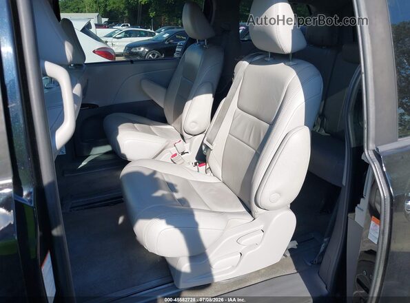 5TDYZ3DC2JS943861 2018 TOYOTA SIENNA Black VIN კოდის სტიკერის ხედი