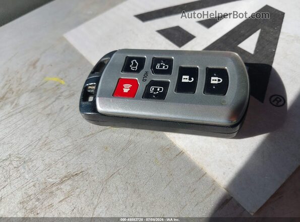 5TDYZ3DC2JS943861 2018 TOYOTA SIENNA Black წინა პანელის ხედი