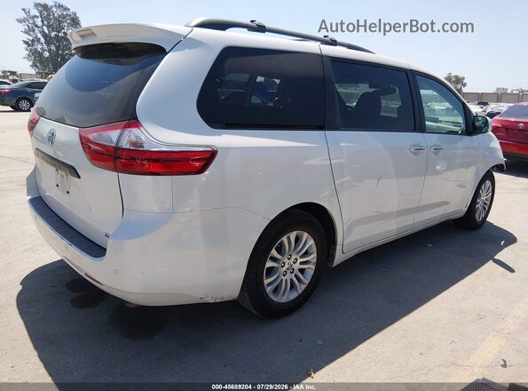 5TDYZ3DC3HS863169 2017 TOYOTA SIENNA White Tył prawy