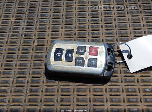 5TDYZ3DC3HS863169 2017 TOYOTA SIENNA White Widok deski rozdzielczej