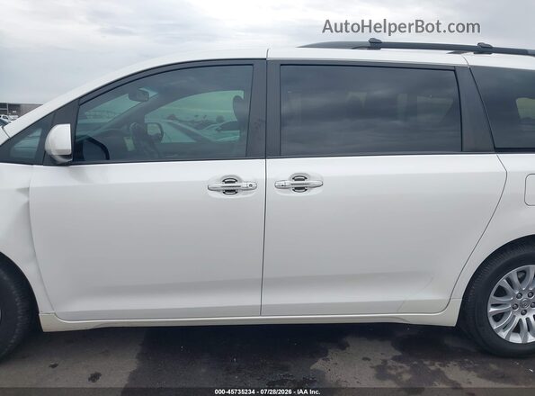 5TDYZ3DC4HS791561 2017 TOYOTA SIENNA White სალონის 360-გრადუსიანი ხედი