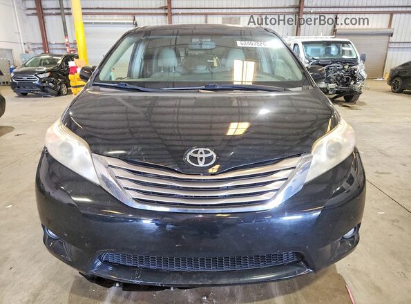 5TDYZ3DC4HS796601 2017 TOYOTA SIENNA Black Вид спереду