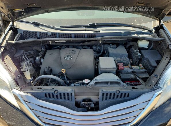 5TDYZ3DC4HS831301 2017 TOYOTA SIENNA Черный Вид подкапотного пространства
