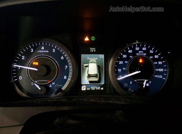 5TDYZ3DC4HS832870 2017 TOYOTA SIENNA Белый Вид щитка приборов