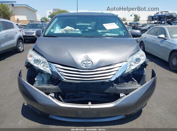 5TDYZ3DC4HS837616 2017 TOYOTA SIENNA Gray Widok zestawu wskaźników