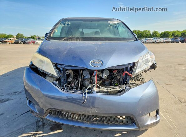 5TDYZ3DC4HS875413 2017 TOYOTA SIENNA Синий Вид спереди