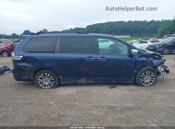 5TDYZ3DC4JS909484 2018 TOYOTA SIENNA Blue Vista interior trasera
