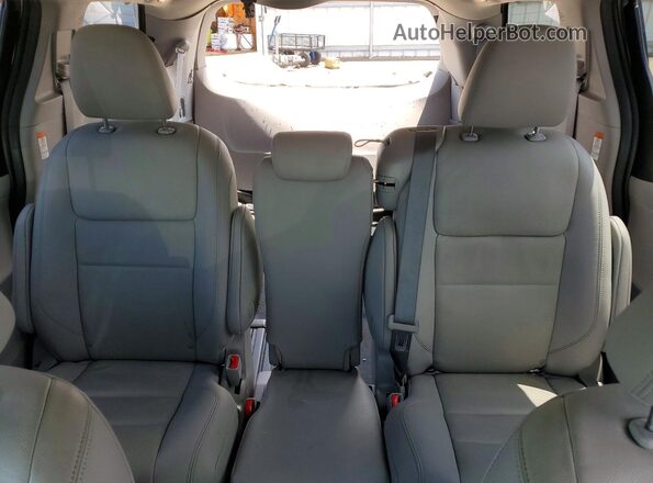 5TDYZ3DC4LS035804 2020 TOYOTA SIENNA Gray უკანა სავარძლების ხედი