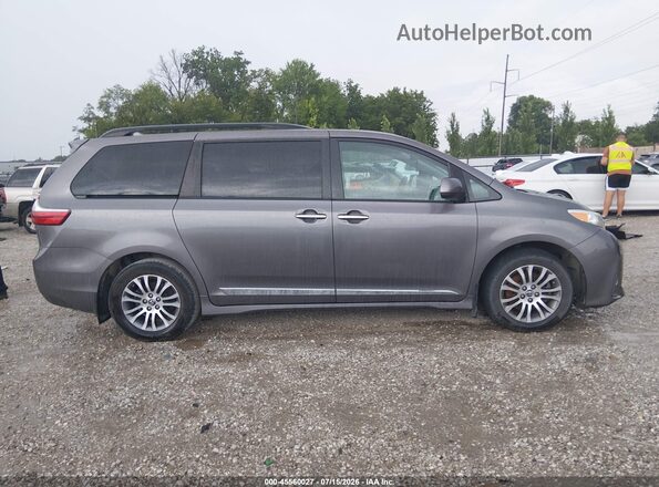 5TDYZ3DC4LS053770 2020 TOYOTA SIENNA Gray Rear interior view