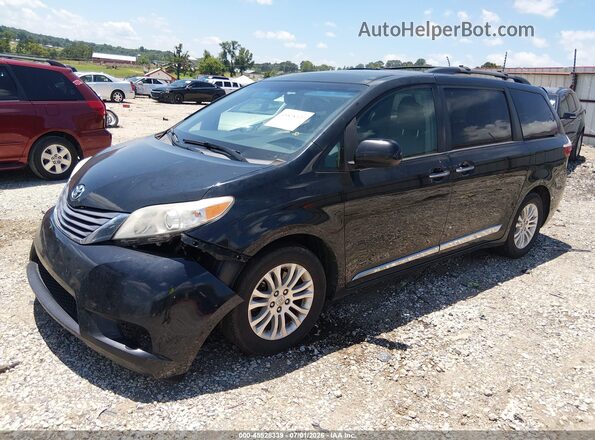 5TDYZ3DC5HS770783 2017 TOYOTA SIENNA Black Front left