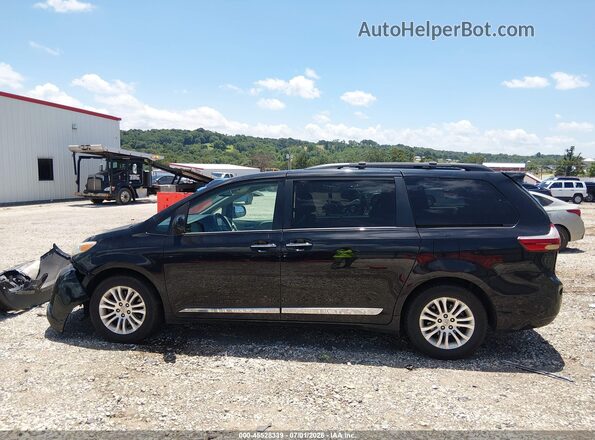 5TDYZ3DC5HS770783 2017 TOYOTA SIENNA Black 360 interior view