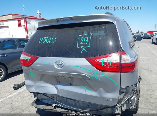 5TDYZ3DC5HS788409 2017 TOYOTA SIENNA Silver 
