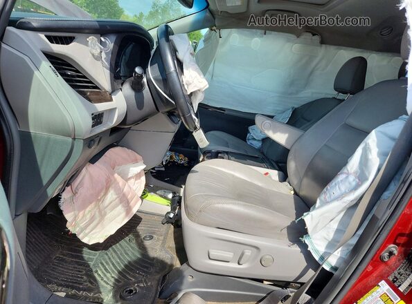 5TDYZ3DC5HS875906 2017 TOYOTA SIENNA Burgundy Вид салону спереду