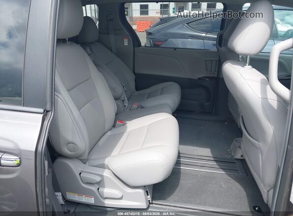 5TDYZ3DC5HS892298 2017 TOYOTA SIENNA Gray Widok naklejki z numerem VIN