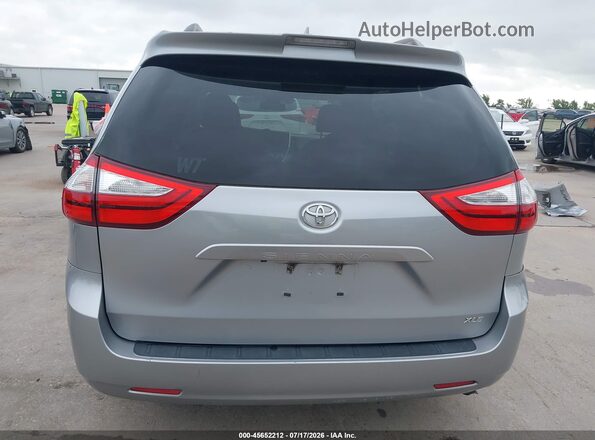 5TDYZ3DC5JS939819 2018 TOYOTA SIENNA Silver 