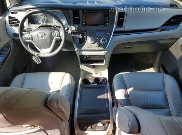 5TDYZ3DC5JS940775 2018 TOYOTA SIENNA Gray Առջևի վահանակի տեսք