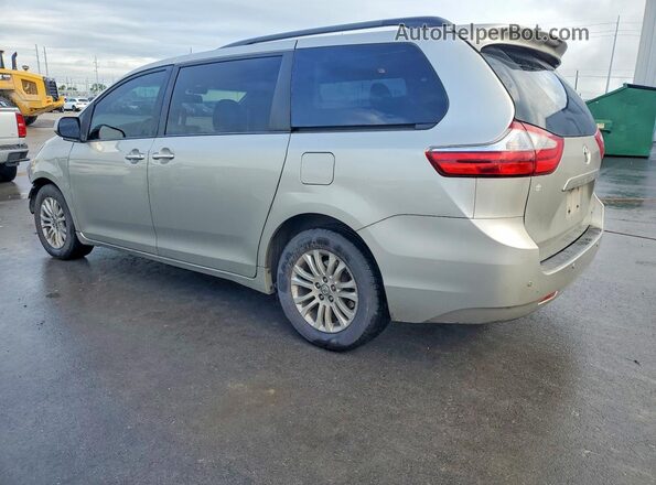 5TDYZ3DC6HS882945 2017 TOYOTA SIENNA Silver Հետևի ձախ