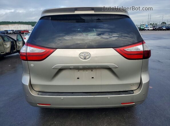 5TDYZ3DC6HS882945 2017 TOYOTA SIENNA Silver Հետևի տեսք