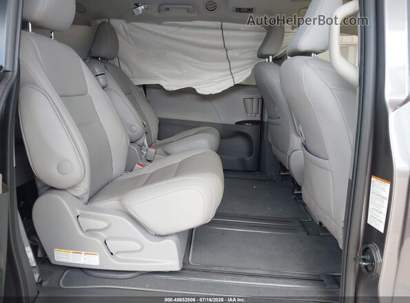 5TDYZ3DC6LS082381 2020 TOYOTA SIENNA Gray Widok naklejki z numerem VIN