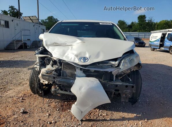 5TDYZ3DC7HS766766 2017 TOYOTA SIENNA White Vista frontal