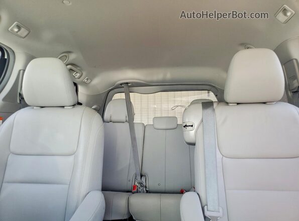 5TDYZ3DC7HS856483 2017 TOYOTA SIENNA White Հետևի նստատեղերի տեսք