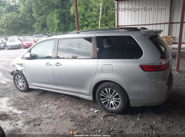 5TDYZ3DC7KS007087 2019 TOYOTA SIENNA Silver სალონის 360-გრადუსიანი ხედი