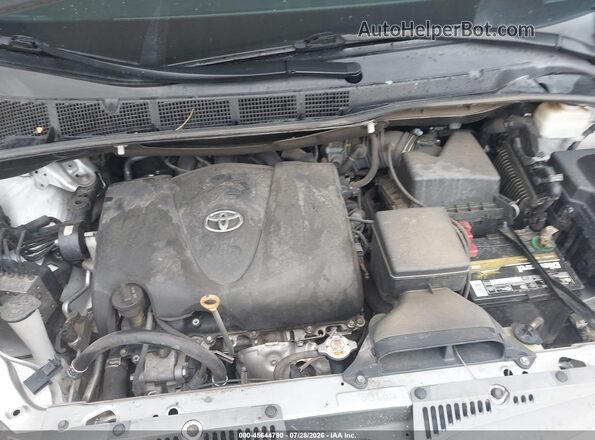 5TDYZ3DC7KS007087 2019 TOYOTA SIENNA Silver უკანა ხედი