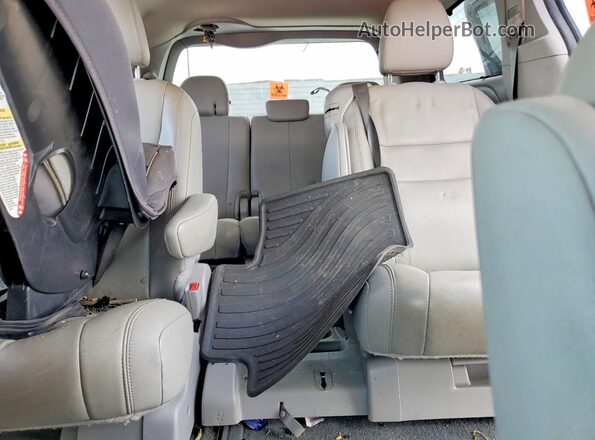 5TDYZ3DC8LS030685 2020 TOYOTA SIENNA Black Widok tylnych siedzeń