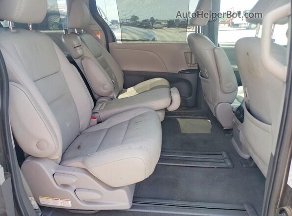 5TDYZ3DC8LS061208 2020 TOYOTA SIENNA Gray Вид задніх сидінь