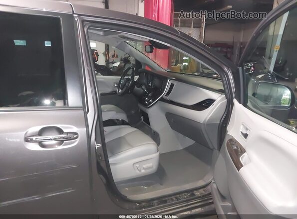 5TDYZ3DC8LS088005 2020 TOYOTA SIENNA Gray Вид салону спереду