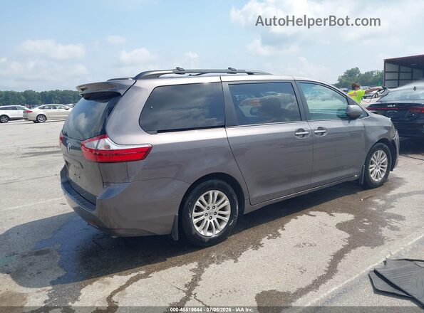 5TDYZ3DC9HS786775 2017 TOYOTA SIENNA Gray Rear right