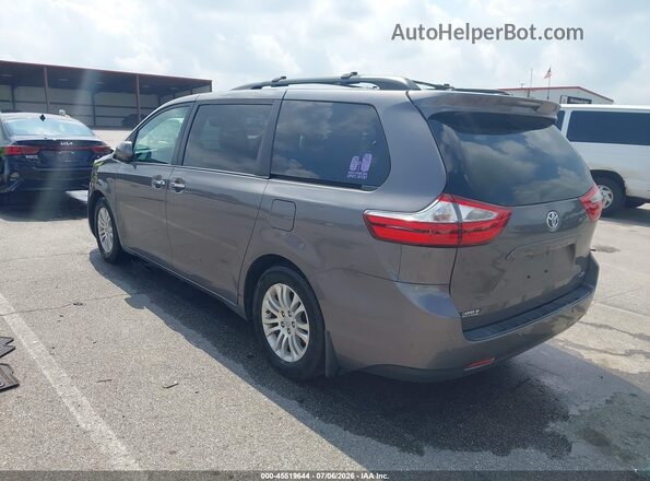 5TDYZ3DC9HS786775 2017 TOYOTA SIENNA Gray Rear left