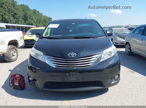 5TDYZ3DC9HS794777 2017 TOYOTA SIENNA Черный Вид щитка приборов