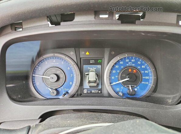5TDYZ3DC9KS989611 2019 TOYOTA SIENNA White Instrument cluster view