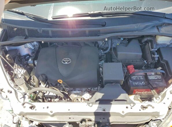 5TDYZ3DC9LS076509 2020 TOYOTA SIENNA Silver ძრავის განყოფილების ხედი