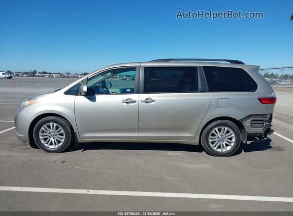 5TDYZ3DCXHS897786 2017 TOYOTA SIENNA Beige 
