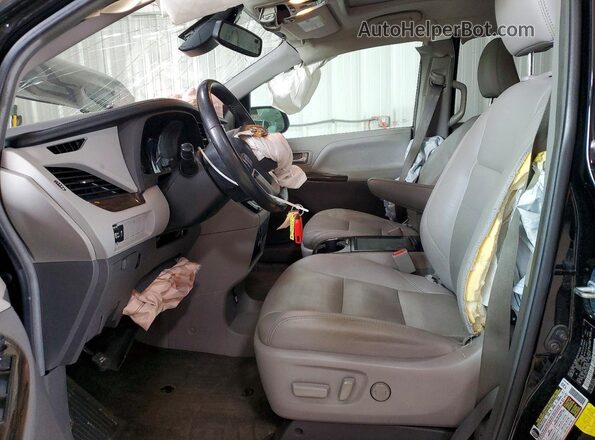 5TDYZ3DCXJS939590 2018 TOYOTA SIENNA Black Widok wnętrza z przodu