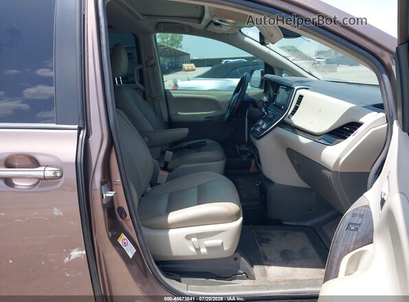 5TDYZ3DCXJS946474 2018 TOYOTA SIENNA Brown წინა სალონის ხედი